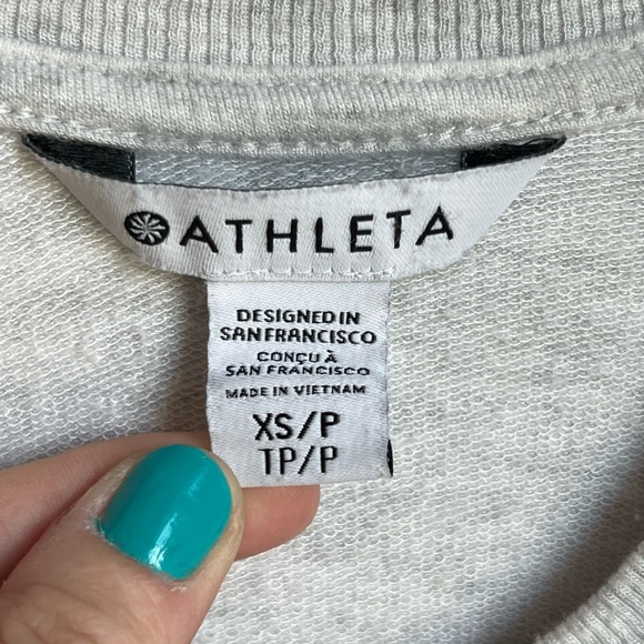 Athleta Women's Light Gray Crew Neck Sweater - XS - Picture 2 of 6